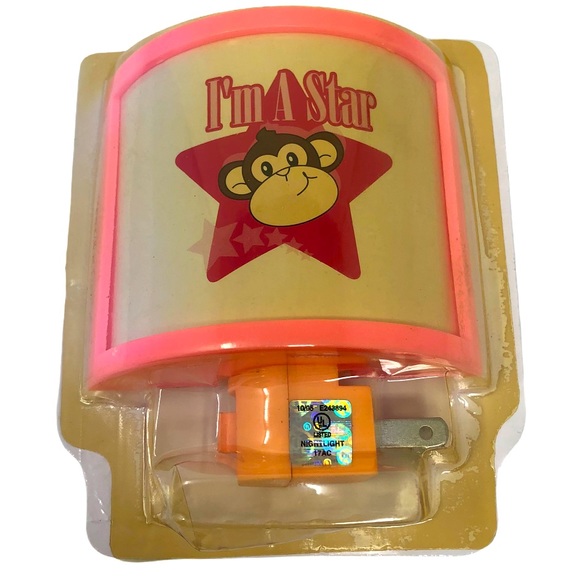 NEW GIRL THING Pink Robe, Slippers & Night Light - Picture 11 of 12